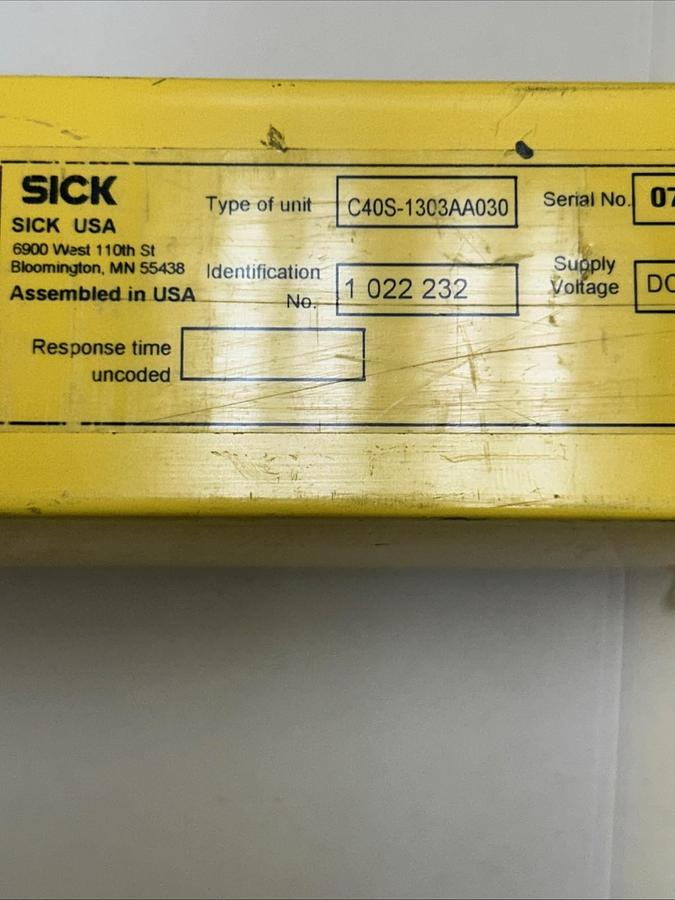 Used SICK,C40S-1303AA030,LIGHT CURTAIN BASIC SENDER