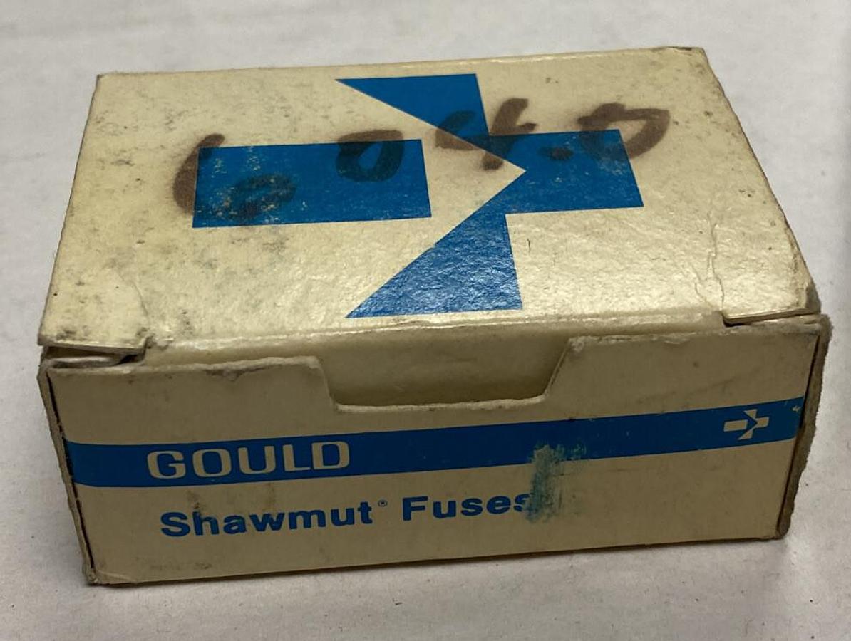 GOULD SHAWMUT,RF30,30 AMP RENEWABLE FUSE LOT OF 8 NOS