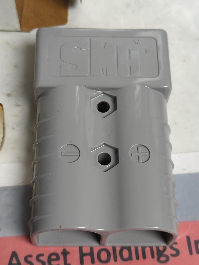 HYSTER,0195293,SY 350A-600V BATTERY CONNECTOR GRAY NOS