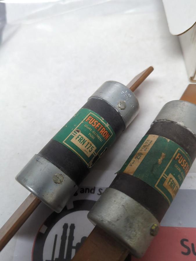 Used COOPER BUSSMANN,FRN-175,FUSETRON 175 AMP FUSE LOT OF 2 PRE-OWNED