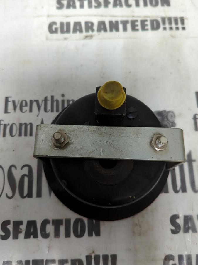 Used MARSH RACINE,0-1000,PSI PRESSURE GAUGE NOS