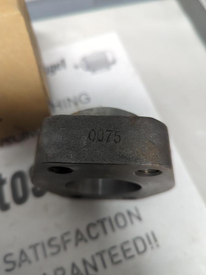 ANCHOR FLUID POWER,W23-32,SOCKET WELD PIPE FLANGE 4-BOLT MISSING BOLTS NOS
