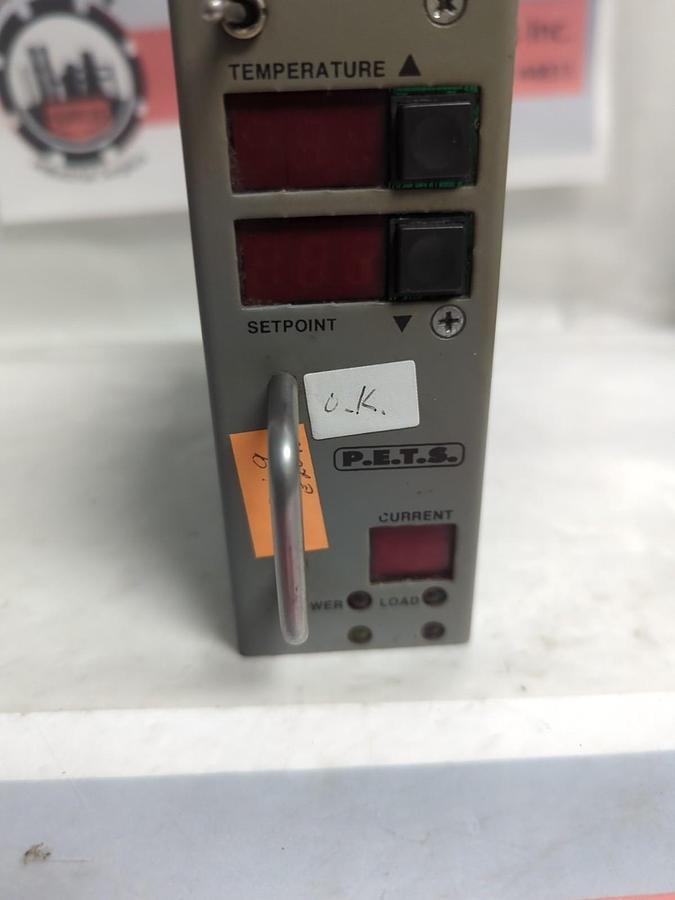 Used PETS,851-4,TEMPERATURE CONTROLLER PRE-OWNED