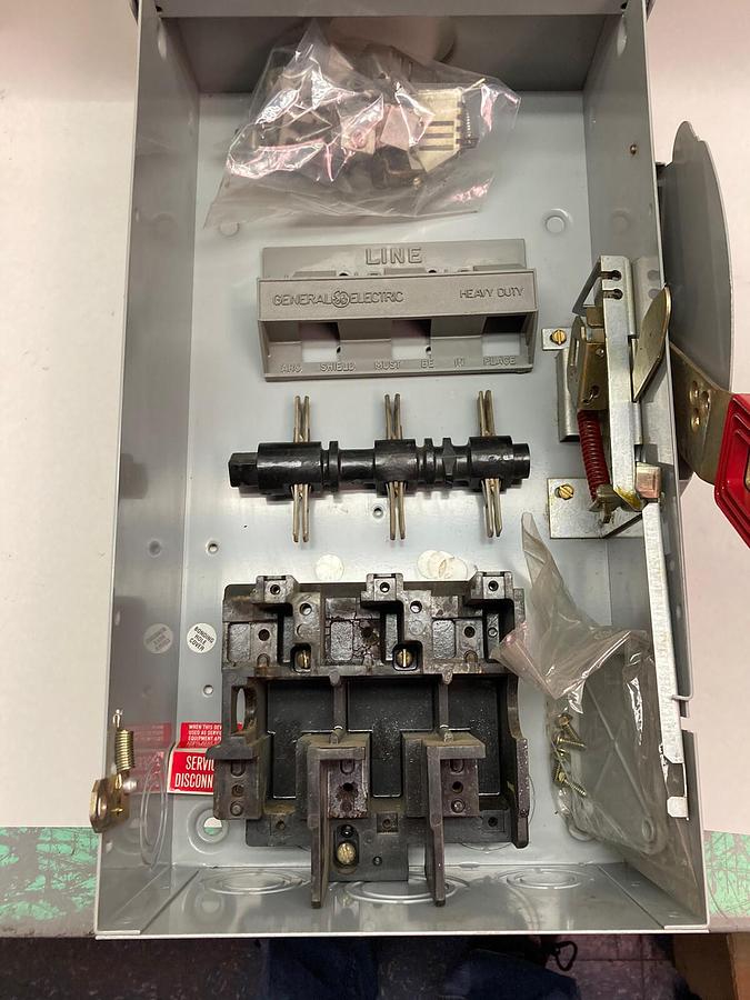 Used General Electric,TH3363R,Disconnect Safety Switch Model 10 100A 600VAC