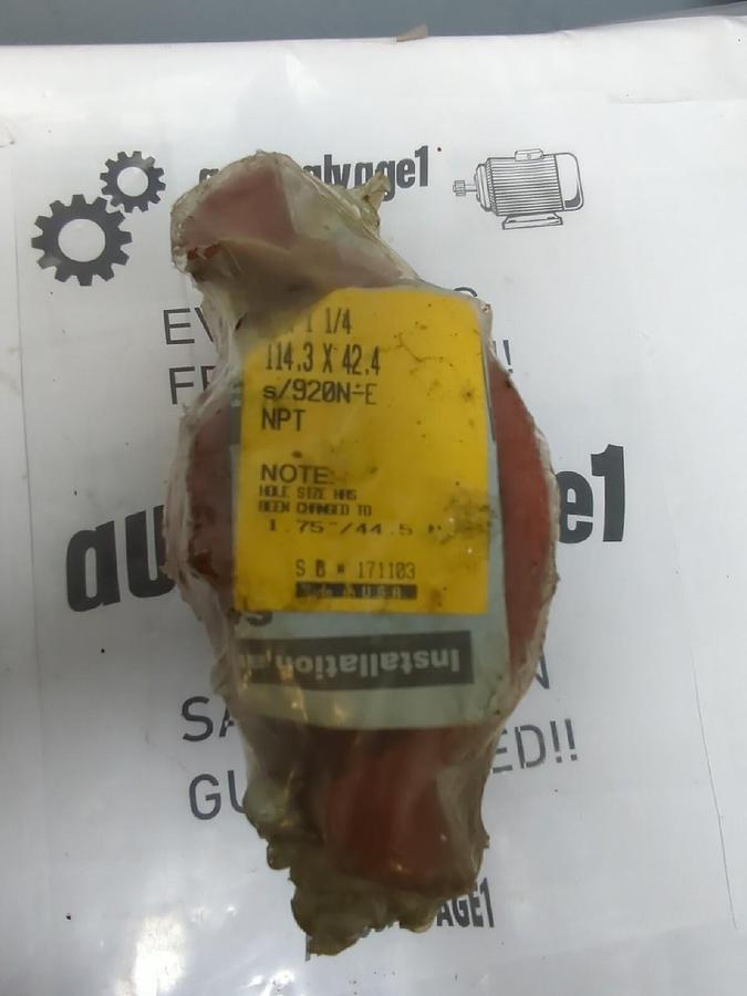 VICTAULIC,920N,4 IN X 1-1/4 IN MECHANICAL T OULET NOS