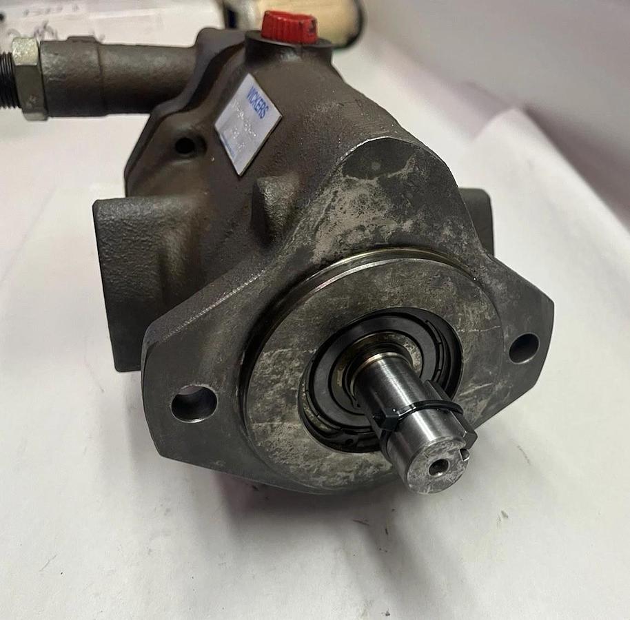 Used VICKERS,PVB6-RSY-40-CM-12,PISTON PUMP 02-341461