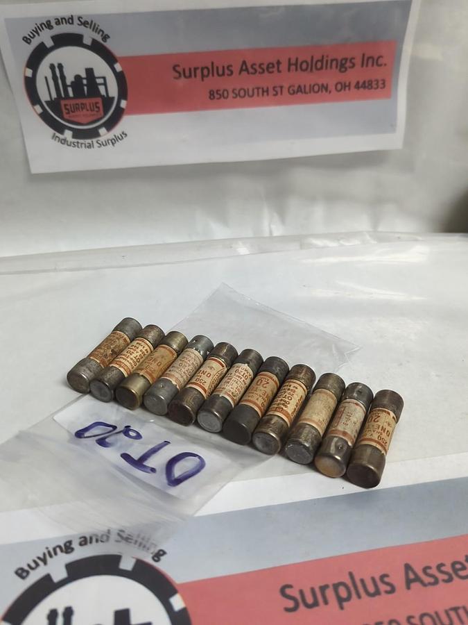 Used GOULD SHAWMUT,OT20,ONE TIME 20 AMP FUSE LOT OF 11 PRE-OWNED