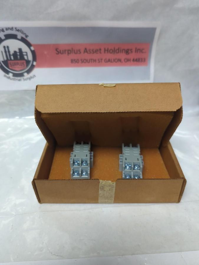 TYCO ELECTRONICS,27E895,RELAY BASE 10 AMP 300VAC PACK OF 2 PCS NOS