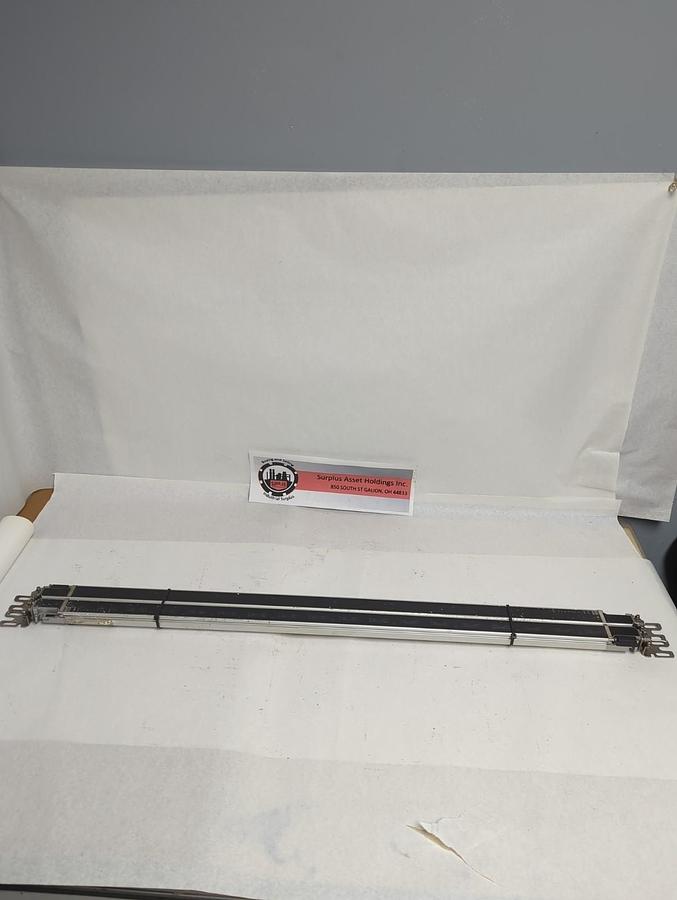 Used KEYENCE,SL-C404-R SL-C40H-T,LIGHT CURTAIN RECIEVER/TRANSMITTER SET PRE-OWNED