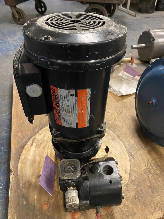 Used MILTON ROY, FR132A-117, CONTROLLED VOLUME PUMP 1/3HP 1725RPM 115V/208-230V 1PH