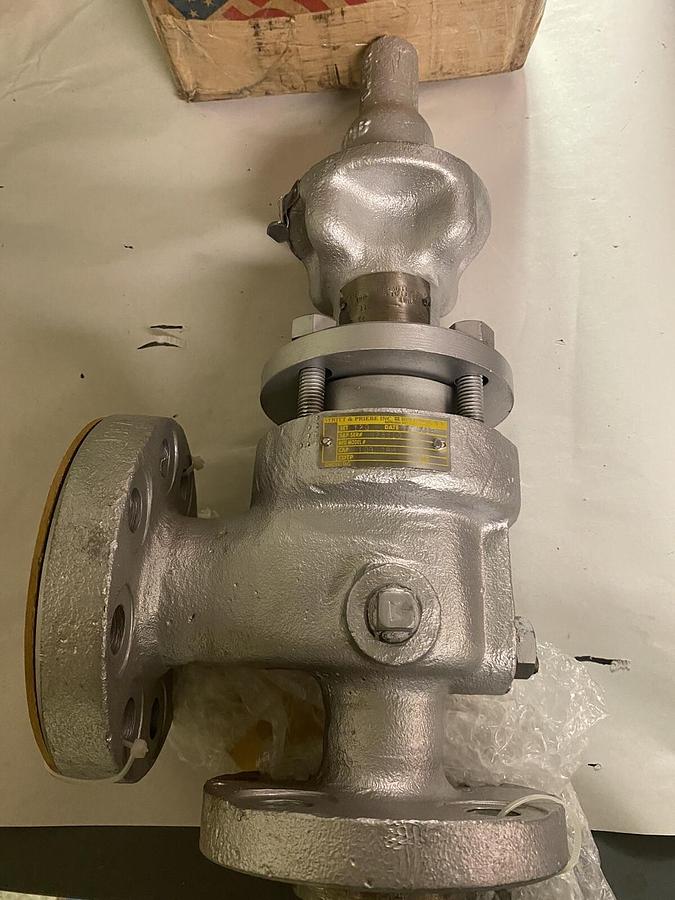 Used DRESSER,1906.30-FC/SPE,1-1/2Inch CONSOLIDATED SAFETY RELIEF VALVE