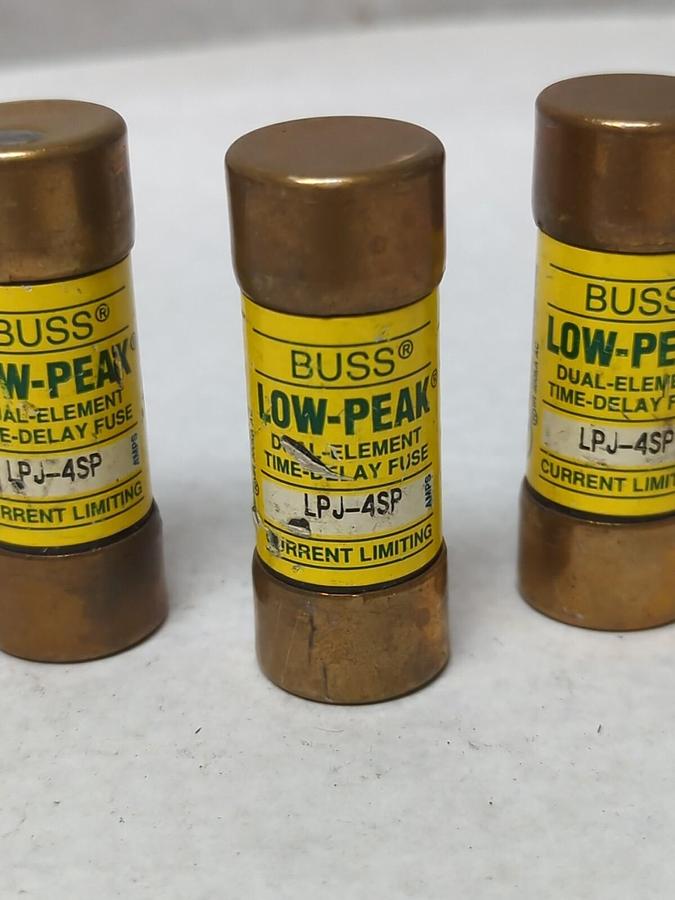 Used COOPER BUSSMANN,LPJ-4SP,LOW-PEAK 4 AMP FUSE LOT OF 3 PRE-OWNED