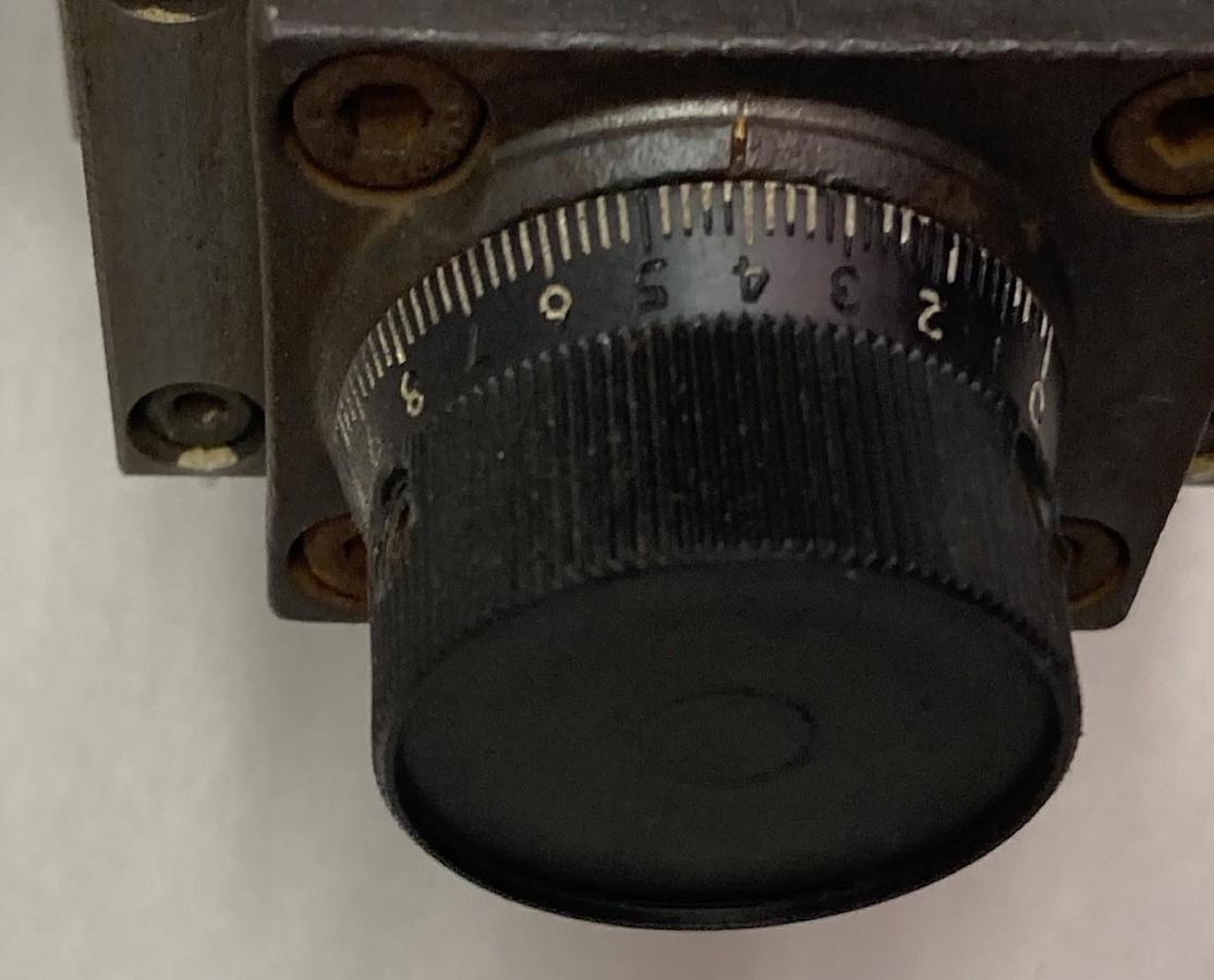 Used Nachi,SNH-G01-AR-GR-D2-11,Solenoid Valve