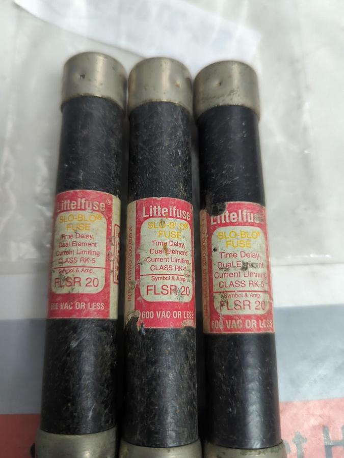 Used LITTELFUSE,FLSR 20,SLO-BLO 20 AMP FUSE LOT OF 3 PRE-OWNED