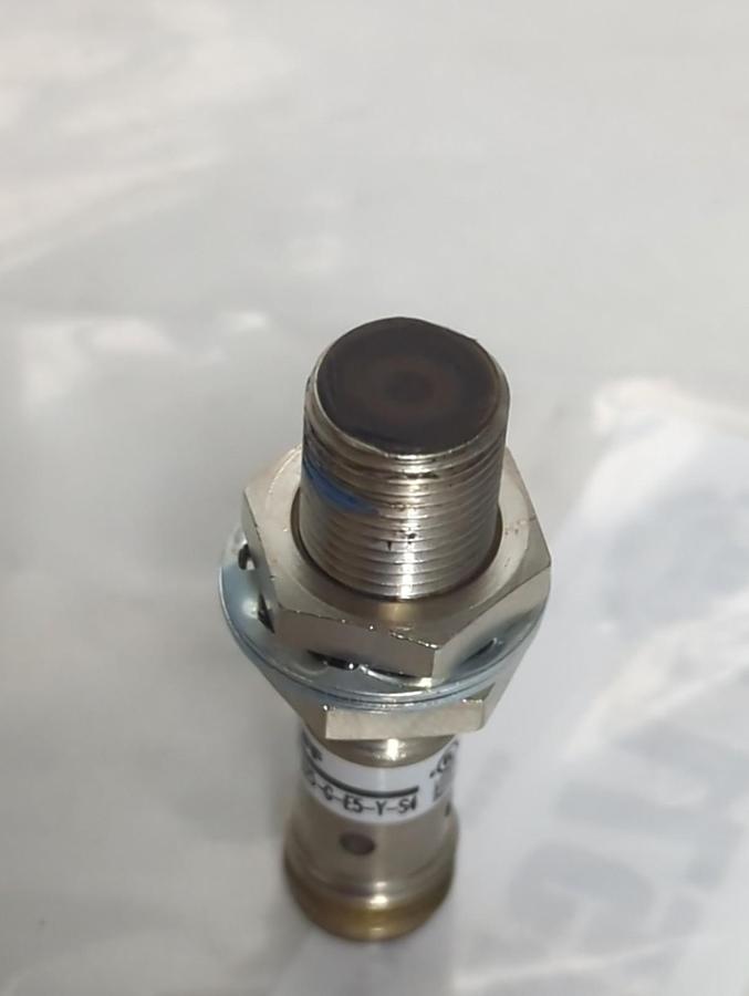 Used BALLUFF,BES 516-325-G-E5-Y-S4.PROXIMITY SWITCH/SENSOR PRE-OWNED