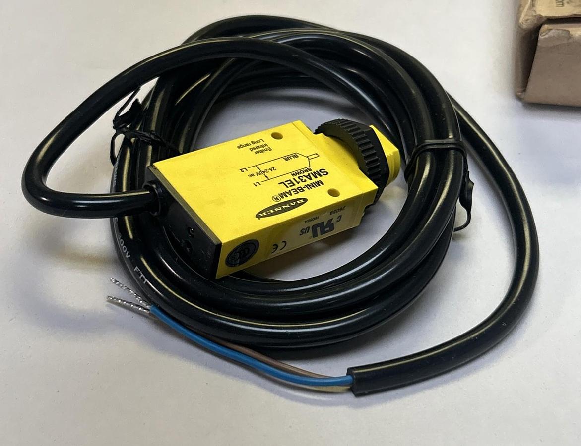 BANNER ENGINEERING,SMA31EL,PHOTOELECTRIC SENSOR EMITTER NEW