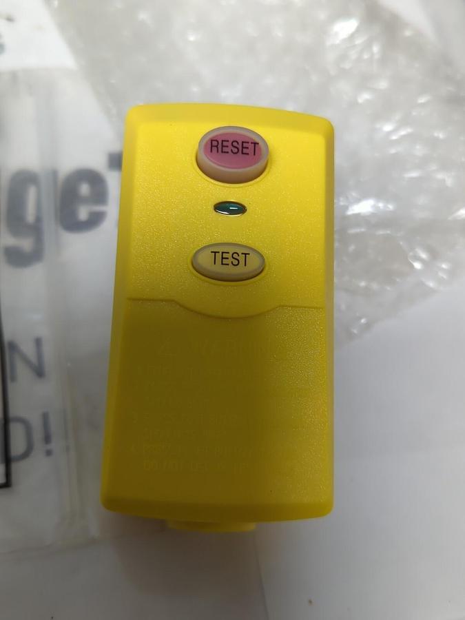 ERICSON,E75387,GROUND FAULT CIRCUIT INTERRUPTER NEW