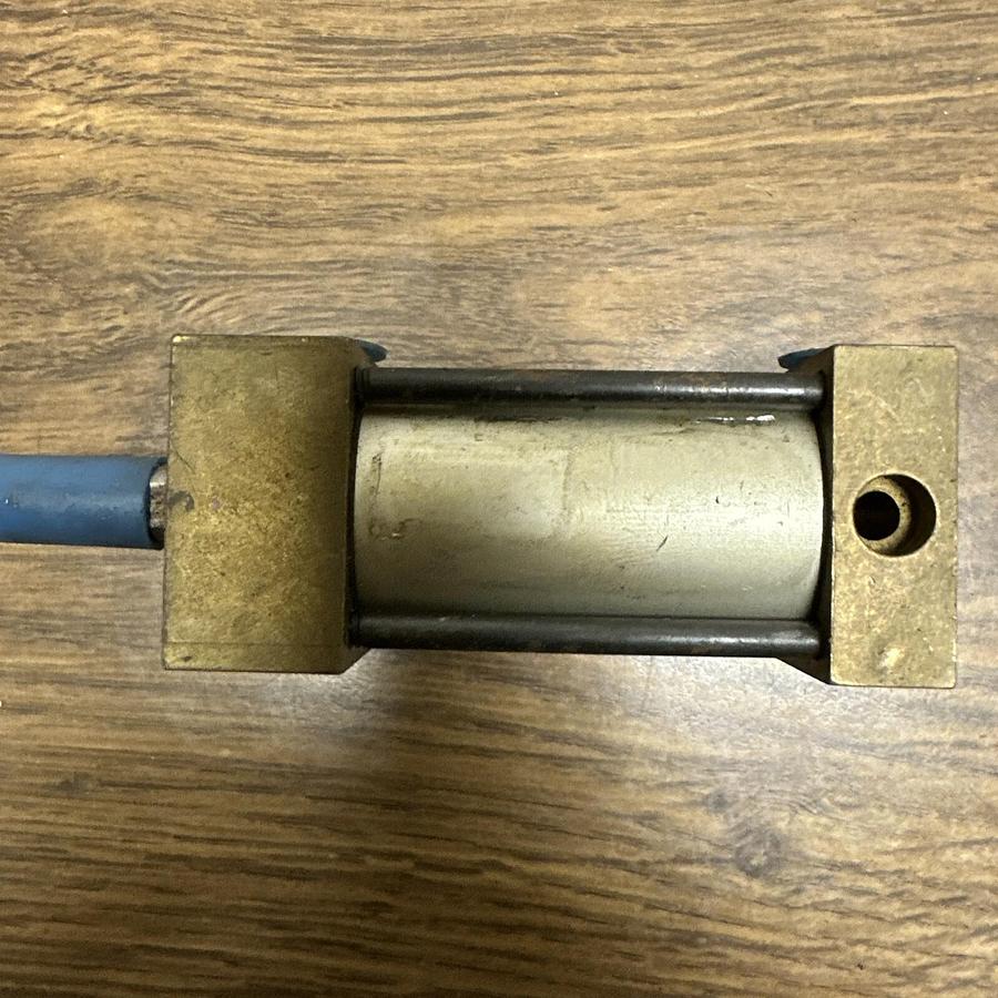 Tiny Tim,VTF3/8,Pneumatic Cylinder 1x1/8x1