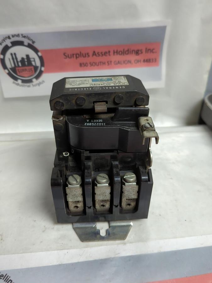 Used GE,CR360L403**AAZ,LIGHTING CONTACTOR 3-POLE 60 AMP PRE-OWNED