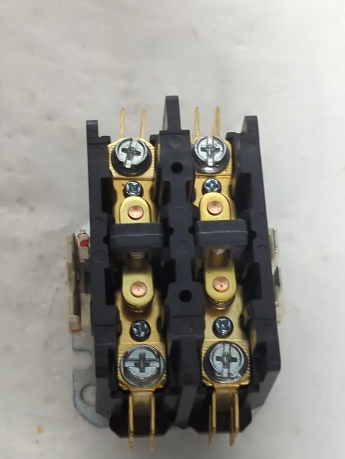 HARTLAND CONTROLS,HN52KC024,CONTACTOR 24VAC 50/60 HZ COIL NOS