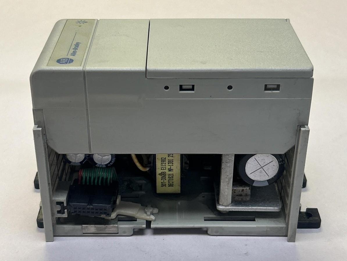 Used ALLEN BRADLEY,1769-PA2,COMPACT I/O POWER SUPPLY