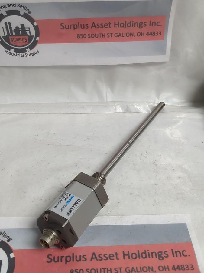 Used BALLUF,BTL059H,MICROPULSE TRANSMITTER BTL5-E50-M0102-Z-S32 PRE-OWNED