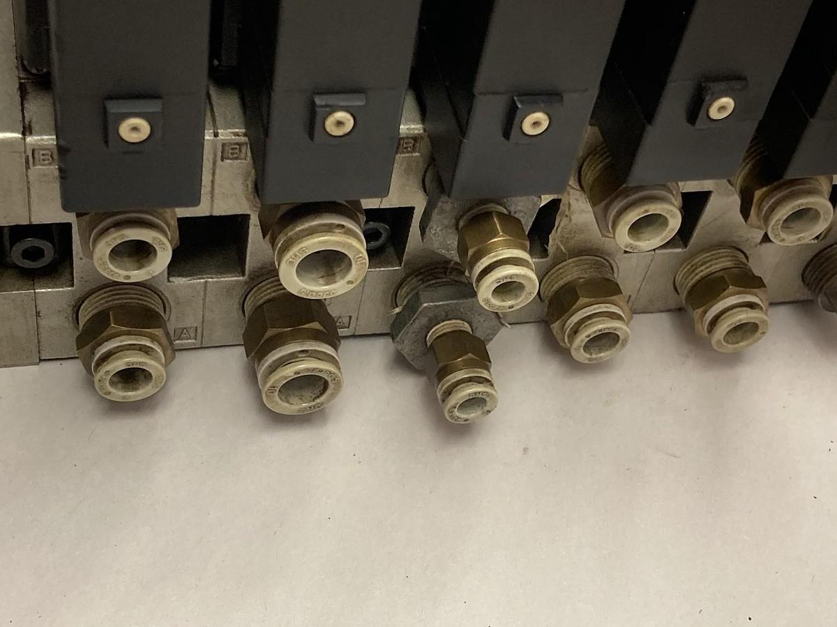 Used SMC,VFS3200-5FZ,Valve Block 0.1~1.0MPa