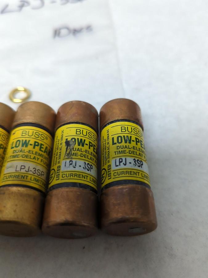 Used COOPER BUSSMANN,LPJ-3SP,LOW-PEAK 3 AMP FUSES LOT OF 10 PRE-OWNED