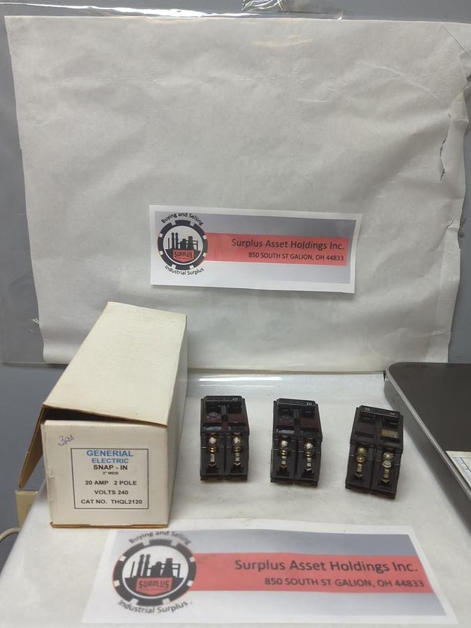 Used GENERAL ELECTRIC,RHQL2120,CIRCUIT BREAKER 2-POLE 20 AMP LOT OF 3 PRE-OWNED