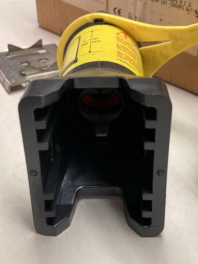 Tyco Raychem,E-100-L1-A,End Seal Kit