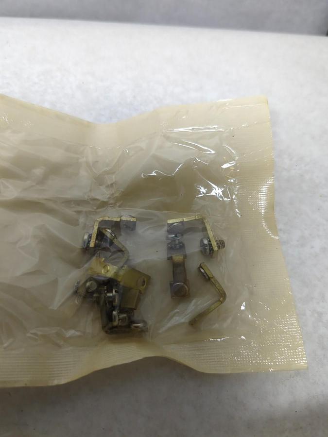 SQUARE D,82940,CLASS 9988 FOUR POLE CONTACT KIT SERIES A FOR SIZES 0 TYPE B NOS