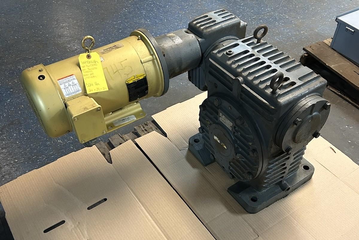 Used WINSMITH,961CDTD73000LC,SPEED REDUCER GEARBOX 7.23HP 1750RPM 200:1 RATIO