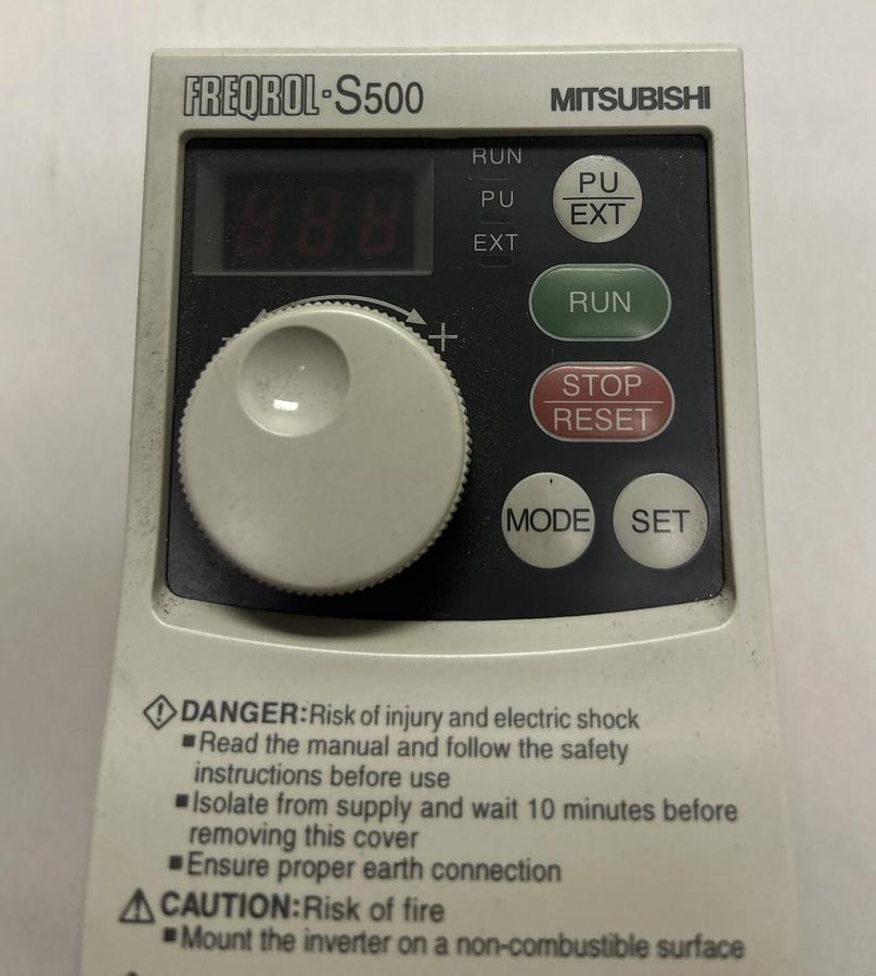 Used MITSUBISHI,FR-S520E-0.1K,INVERTER DRIVE 01.KW