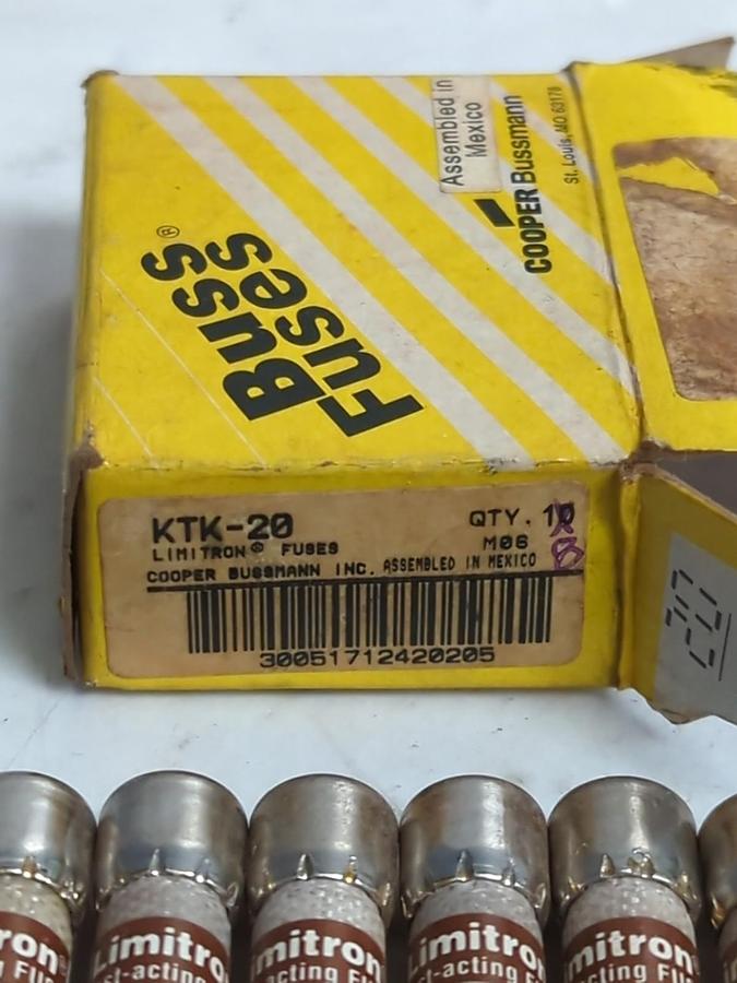 COOPER BUSSMANN,KTK-20,LIMITRON 20 AMP FUSES BOX OF 8 NOS