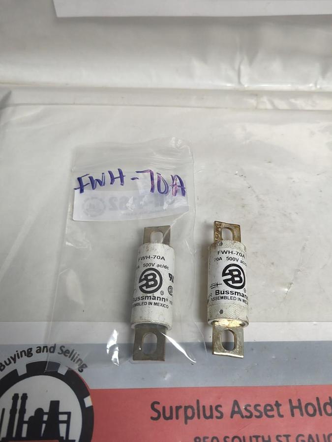 Used COOPER BUSSMANN,FWH-70,SEMICONDUCTOR 70 AMP FUSE LOT OF 2 PRE-OWNED