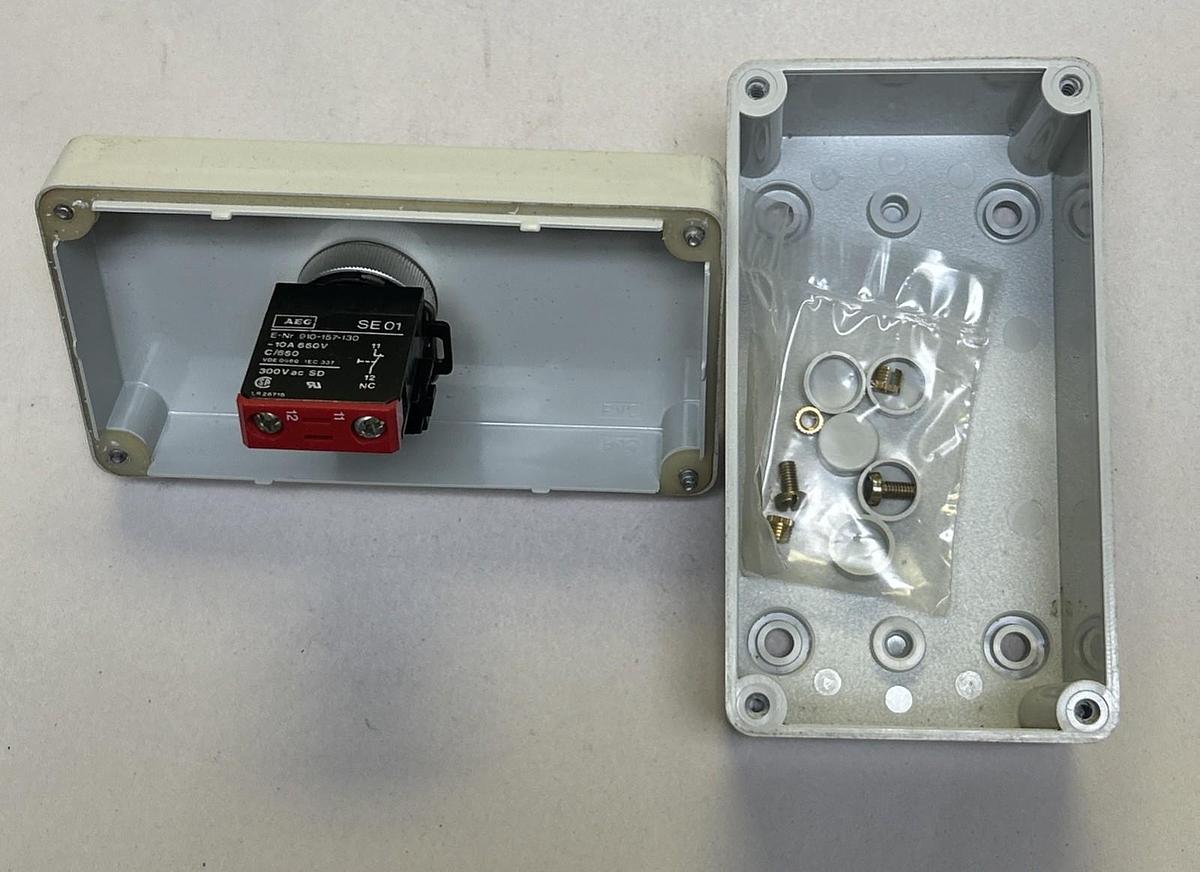 SAREL,IP55,RED PUSHBUTTON ENCLOSURE NOS