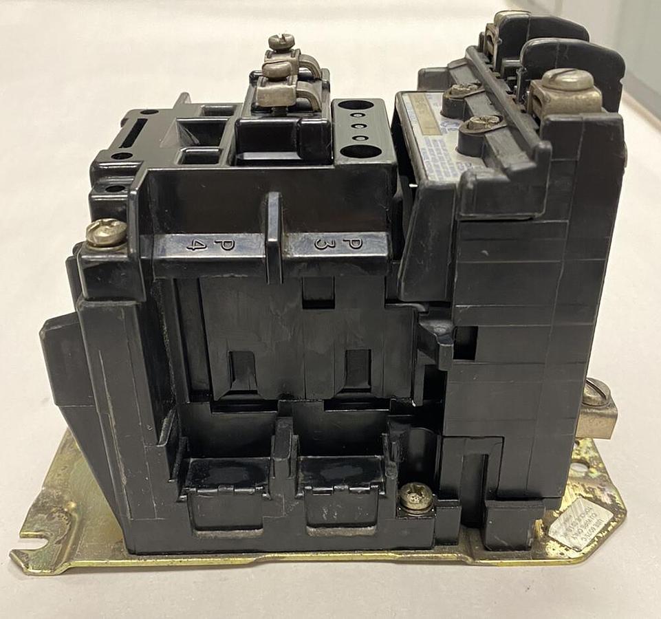 Used Allen-Bradley,500L-B0D92,Series B Contactor 30AMP 600V