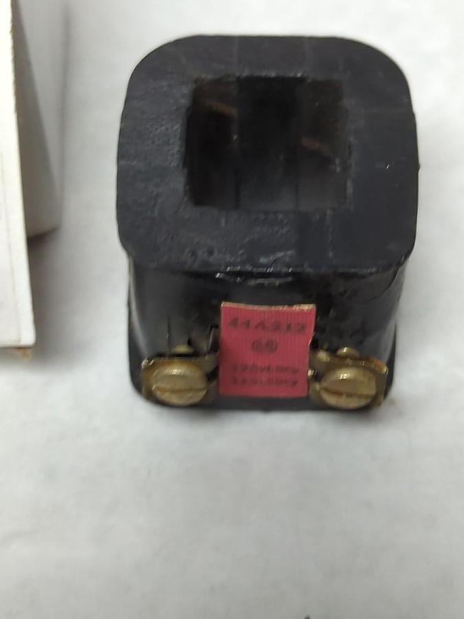 Used ALLEN-BRADLEY,44A212,COIL 120V SIZE 1 PRE-OWNED