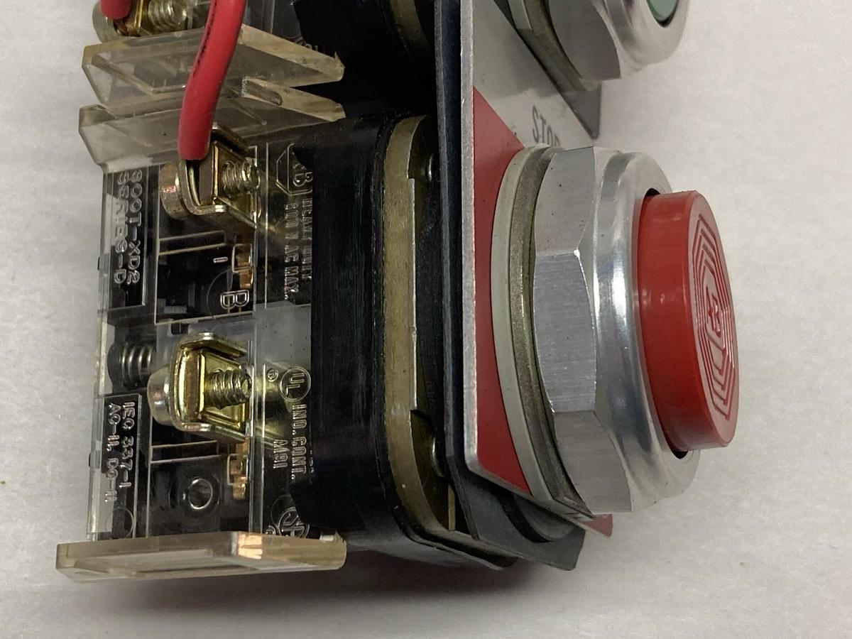 Allen-Bardley,800T-XD1 800T-XD2,Start Stop Push Button Ser D