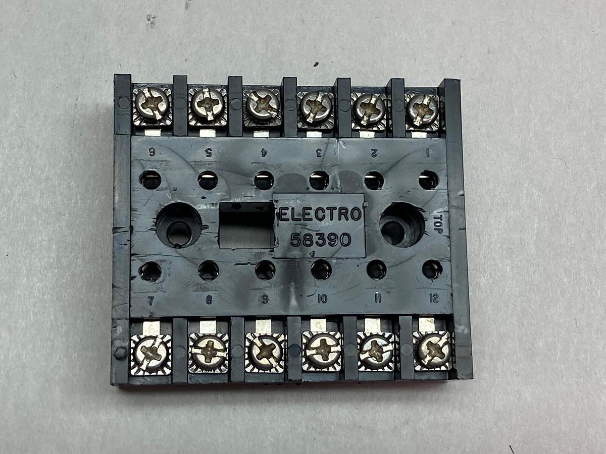 Electro Corporation,58390,Relay Socket