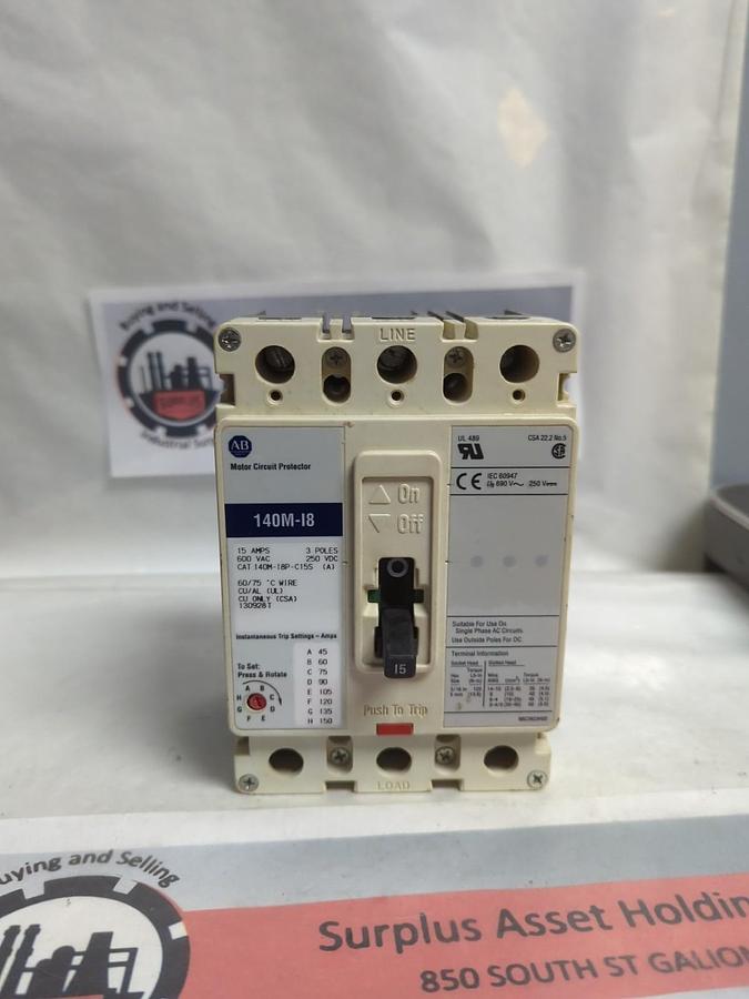 Used ALLEN BRADLEY,140M-I8,MOTOR CIRCUIT PROTECTOR 600VAC 15 AMP 3-POLE 250VDC