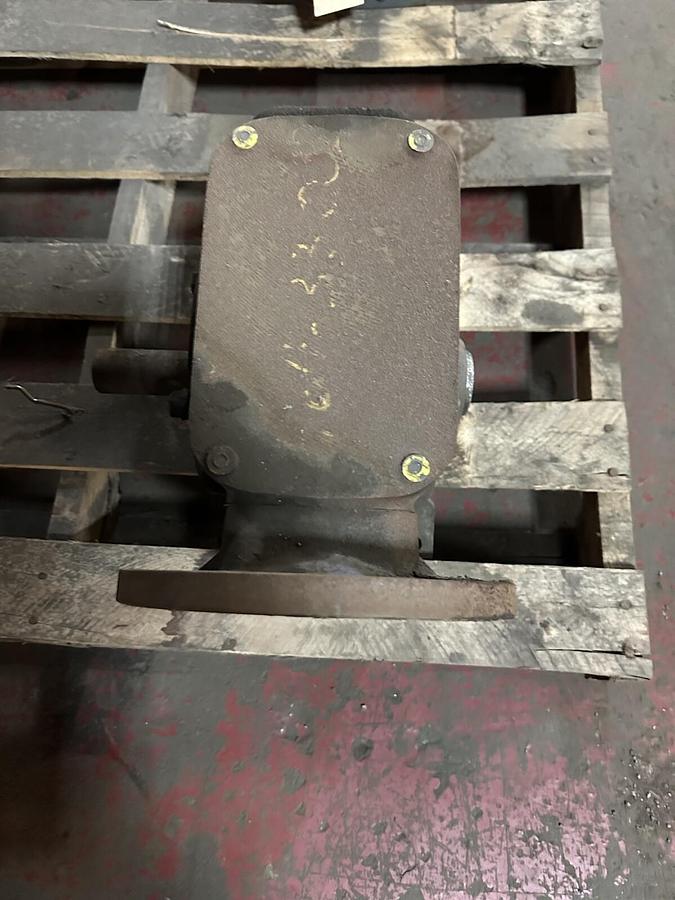 Used Browning,325C1-L15E 8102,Worm Gear Speed Reducer 15:1 Ratio