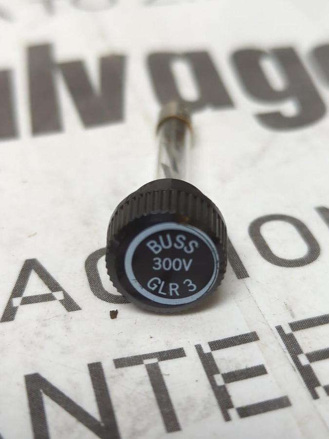 COOPER BUSSMANN,GLR-3,GLASS TUBE/KNOB 3 AMP FUSES BOX OF 4 NOS