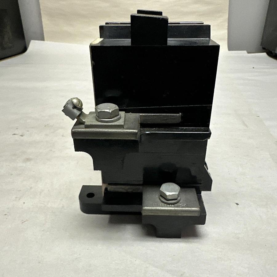 Used Cutler-Hammer,9586,Size 5 Vertical Contacts