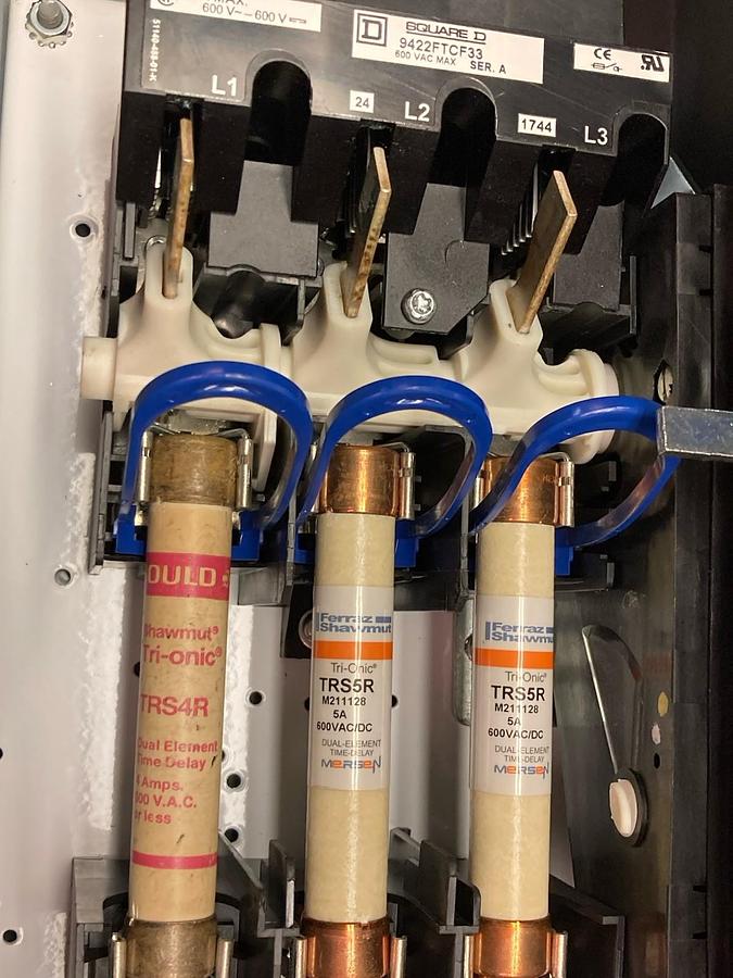 Square D,8538SBA43V81FF4T,Circuit Breaker 30A Type 12/3R 60Hz