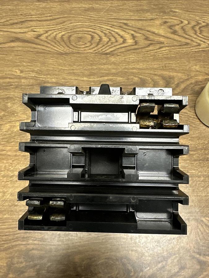 Square D,KA26200AC,2 Pole 200Amp 600VAC I Line Circuit Breaker