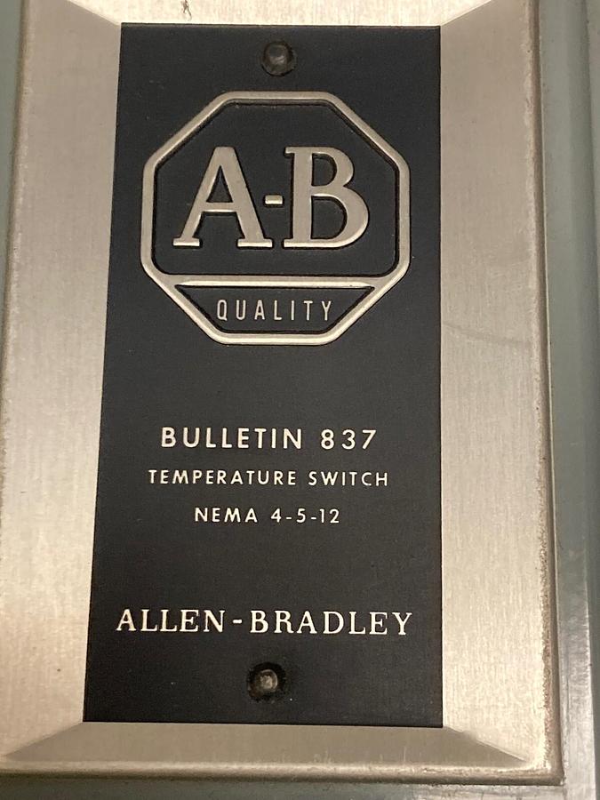 Used Allen-Bradley,Bulletin 837 Nema 4-5-12,Temperature Switch