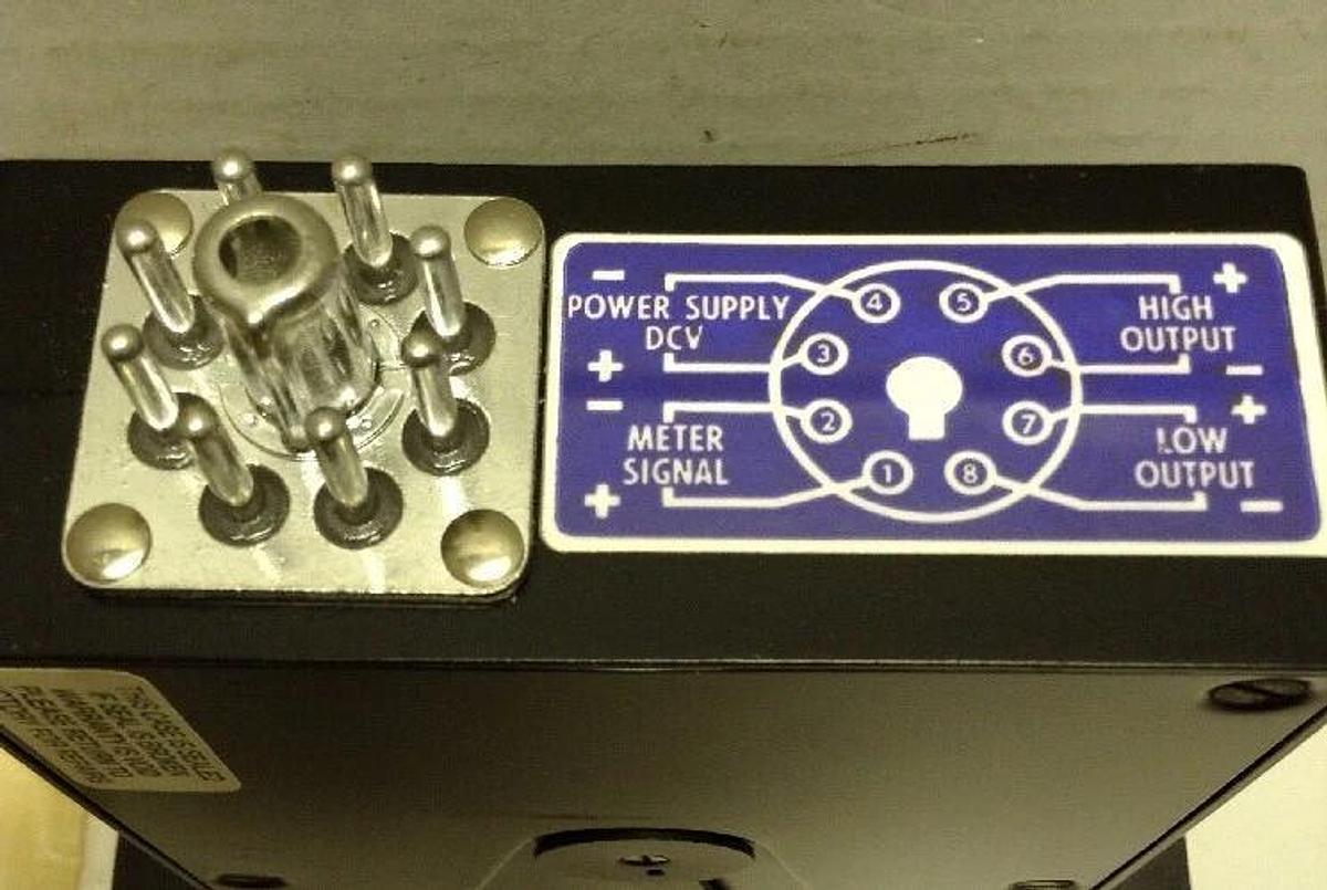 International Instruments,2548,Microammeter W/ Model 4000-210 Power Pac