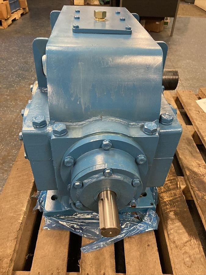 Used Horsburgh & Scott,LDB-1800,Speed Reducer Ratio 15.0 60HP Input 1320RPM