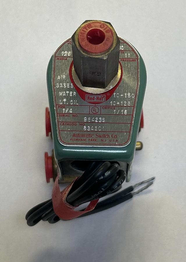 ASCO,8345C1,SOLENOID VALVE 1/4INCH 120V NOS